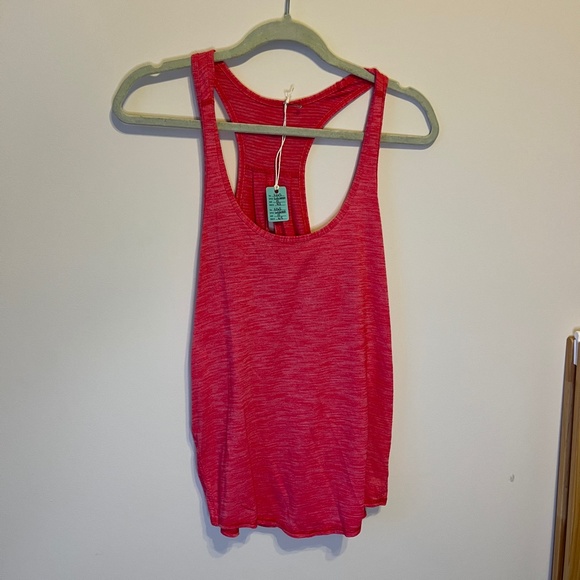Lululemon Salute the Sun Singlet Raspberry Racerback Tank - Picture 4 of 9